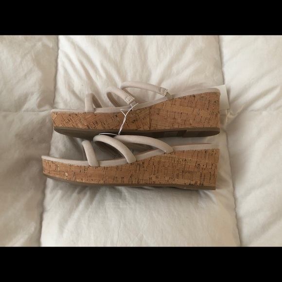 Strappy wedge sandals - Picture 4 of 7